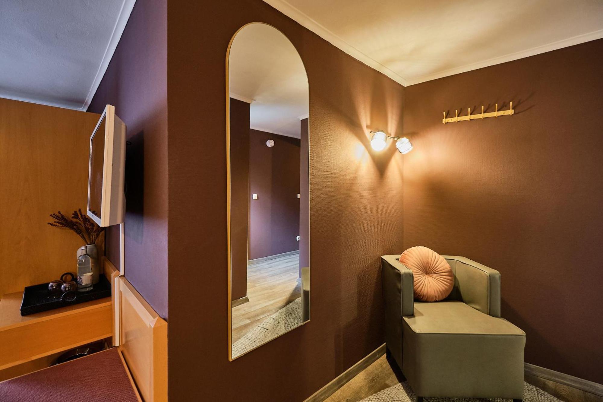 Hotel Roter Hahn レーゲンスブルク エクステリア 写真