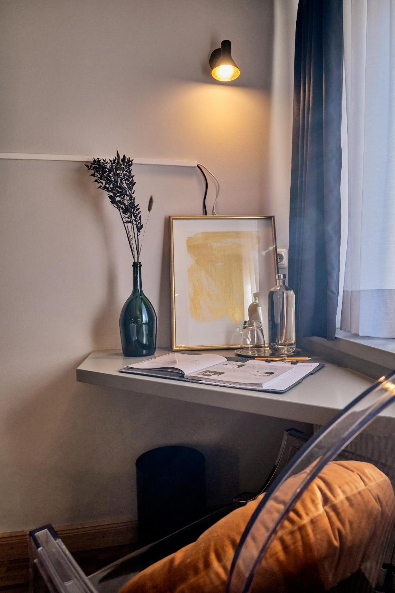 Hotel Roter Hahn レーゲンスブルク エクステリア 写真